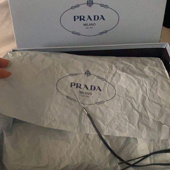Prada running shoe - Picture 2 of 10